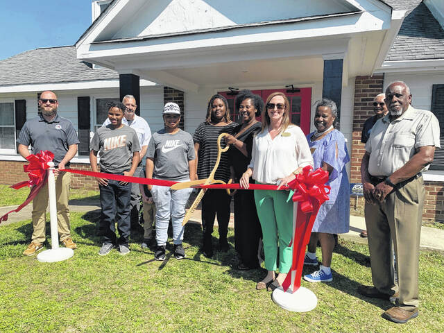 Caraway Foundation’s business and learning center opens | Anson Record